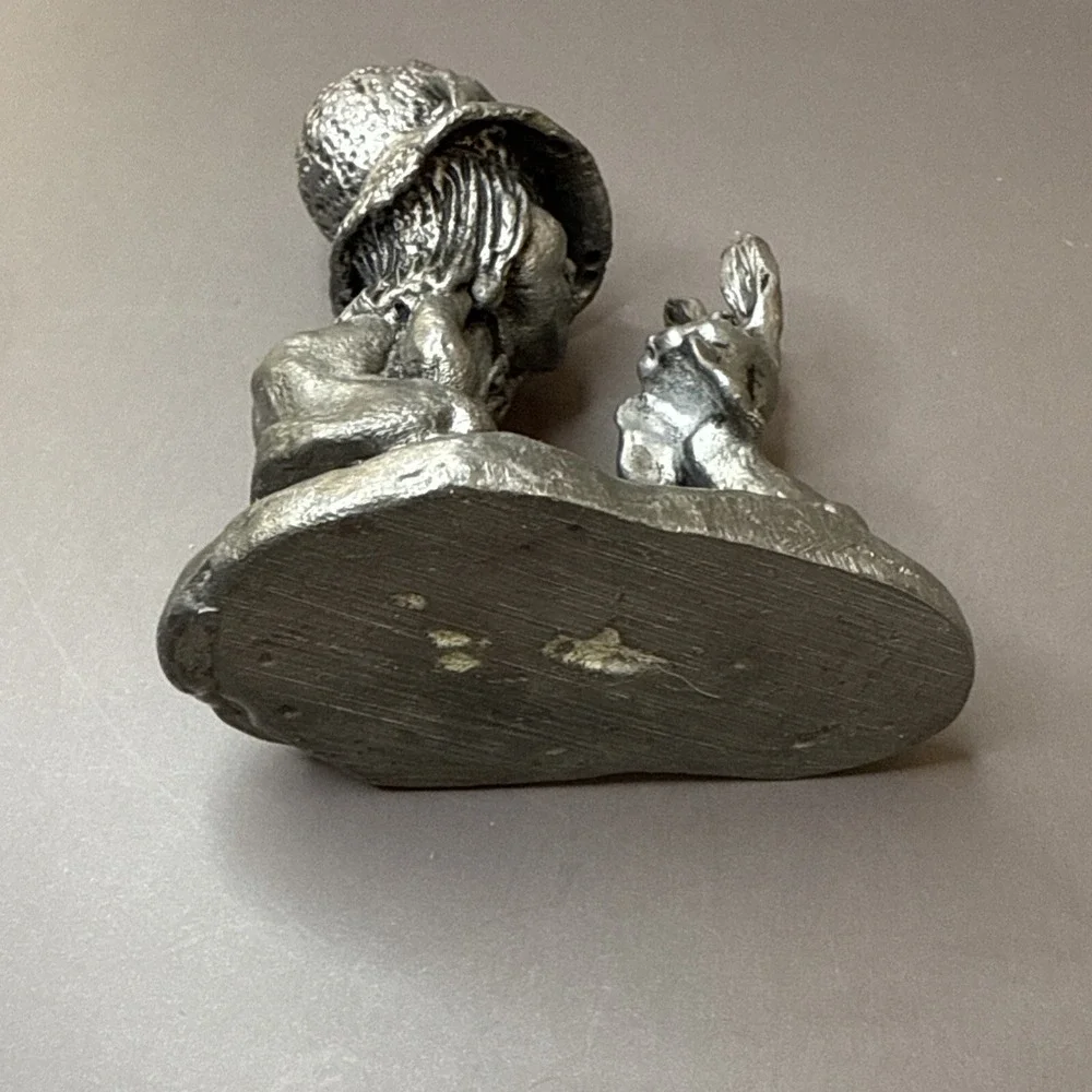 Michael Ricker Pewter Holly Hobbie Girls Rabbit  Miniature Figurine